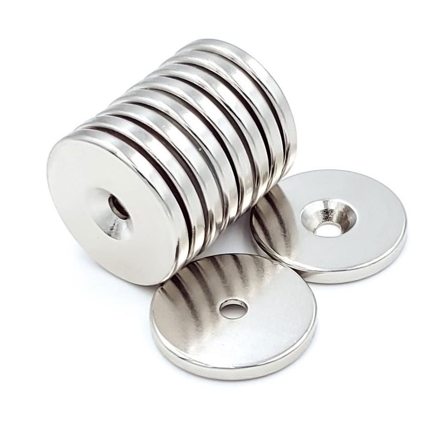 Disqus magnétique avec trou Ø24.0x4.0mm N45 nickel - ad 5.1kg (copie)